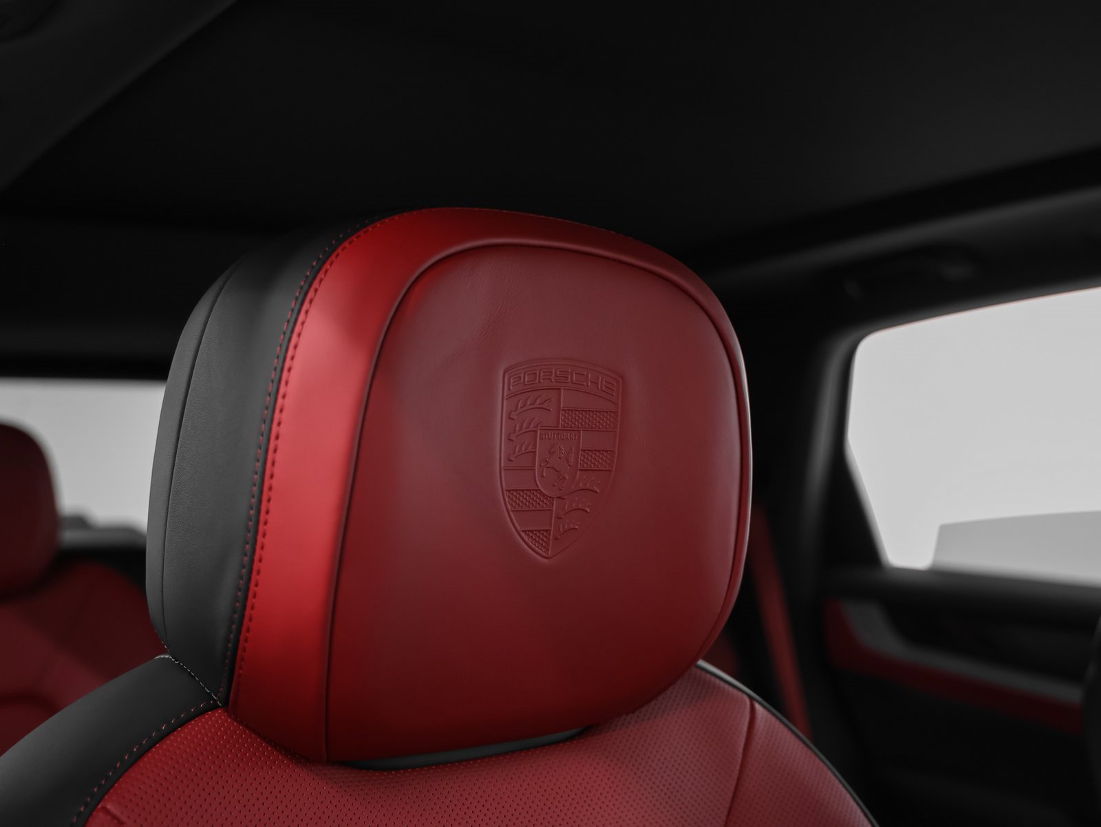 Used 2026 Porsche Cayenne S image 23