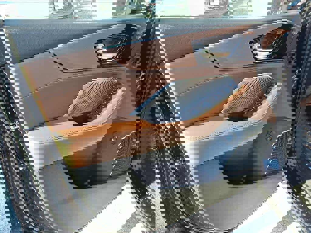 Used 2022 Acura MDX SH-AWD w/ Technology Package image 10