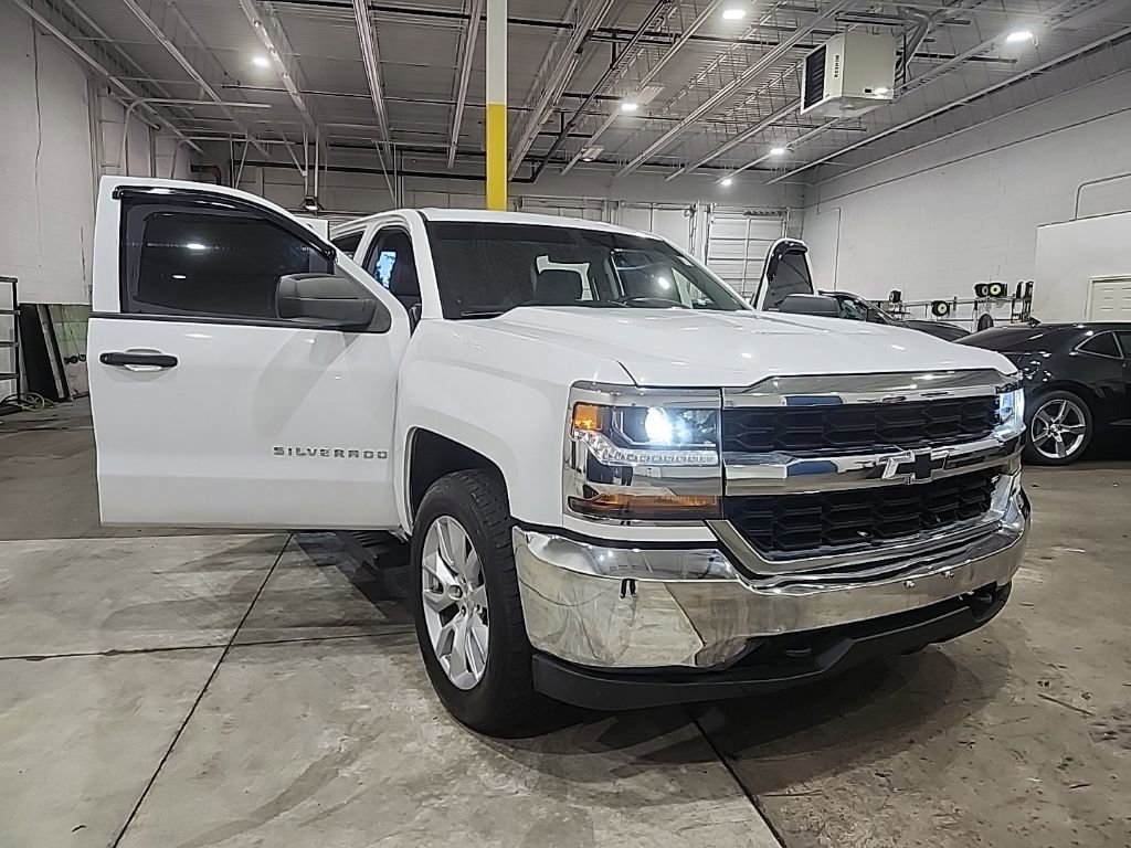 Used 2017 Chevrolet Silverado 1500 W/T w/ Trailering Package AWD/4WD image 2
