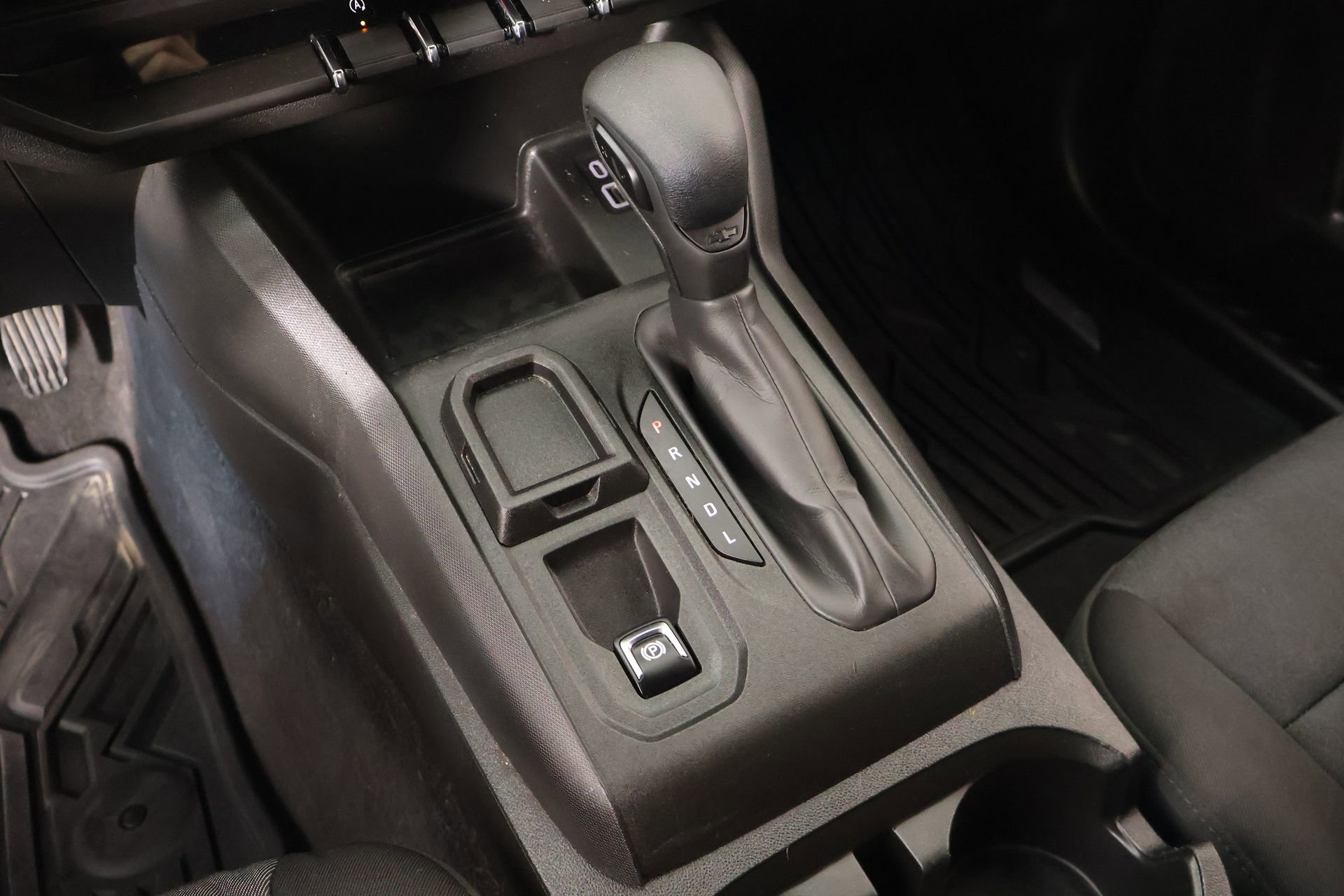 Used 2024 Chevrolet Colorado W/T image 7