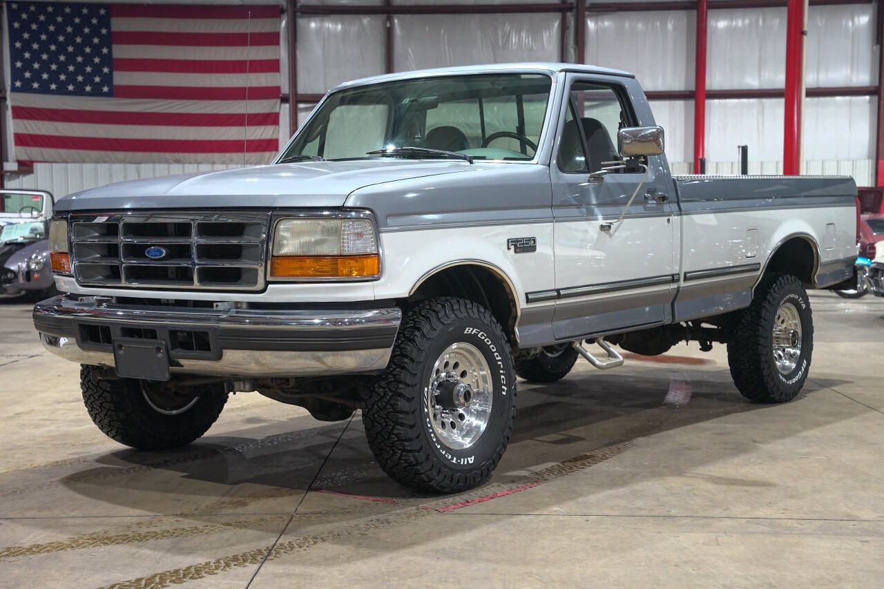 Used 1996 Ford F250 4x4 Regular Cab image 1