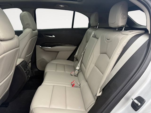 Used 2021 Cadillac XT4 Premium Luxury w/ Cold Weather Package AWD/4WD image 13