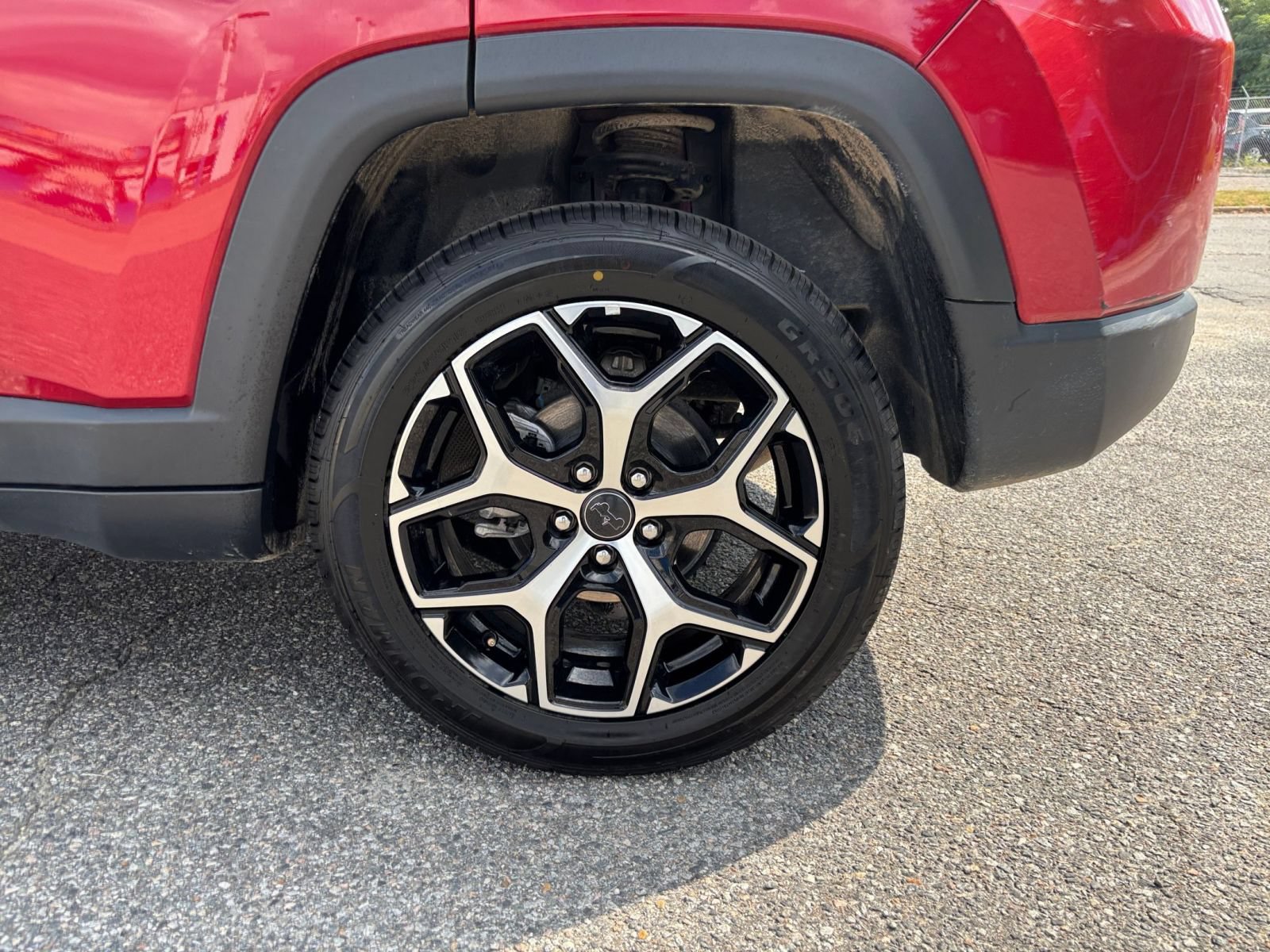 Used 2025 Jeep Compass Limited AWD/4WD image 30