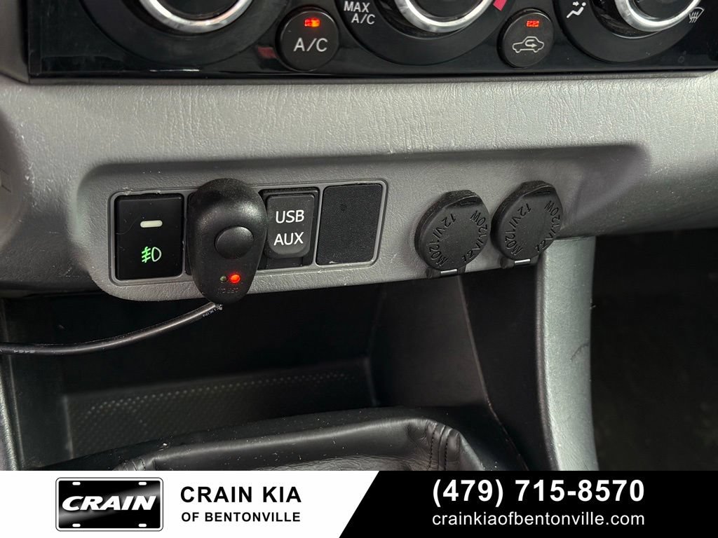 Used 2013 Toyota Tacoma 4x4 Access Cab w/ SR5 Pkg image 17