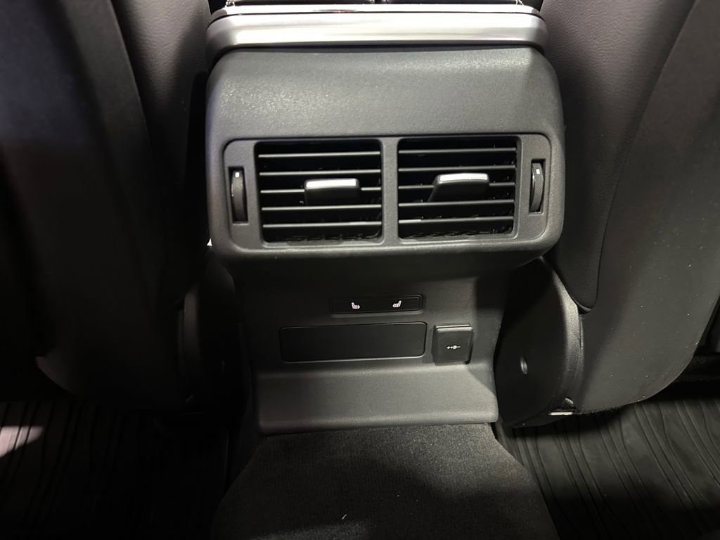 Used 2023 Land Rover Range Rover Velar S AWD/4WD image 20