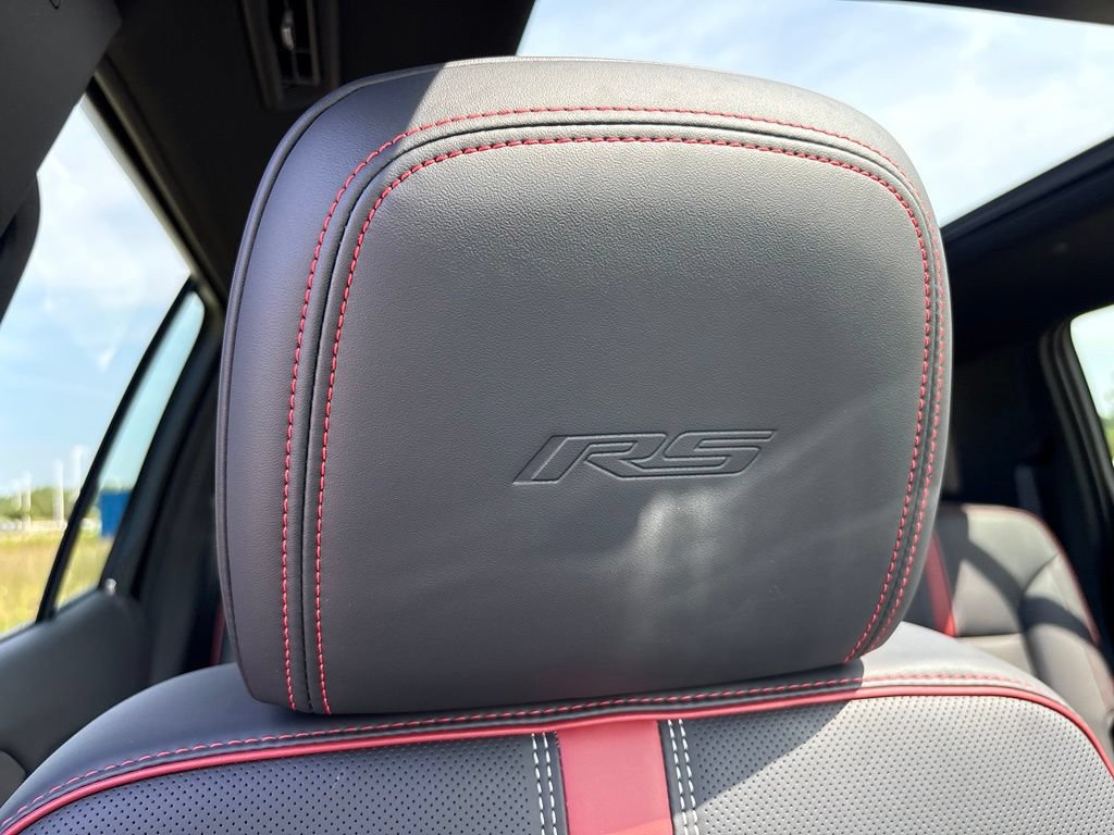 New 2027 Chevrolet Traverse RS w/ LPO, Floor Liner Package AWD/4WD image 44