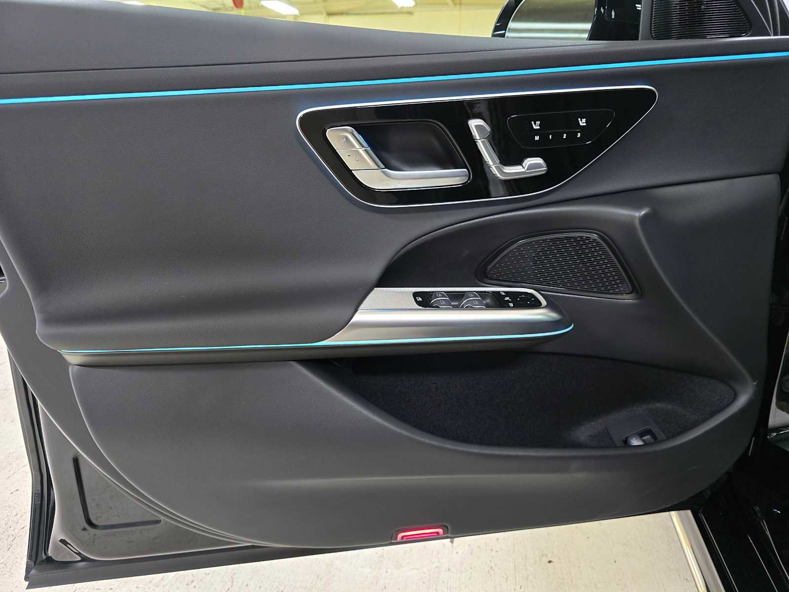 New 2026 Mercedes-Benz E 450 4MATIC Sedan image 22