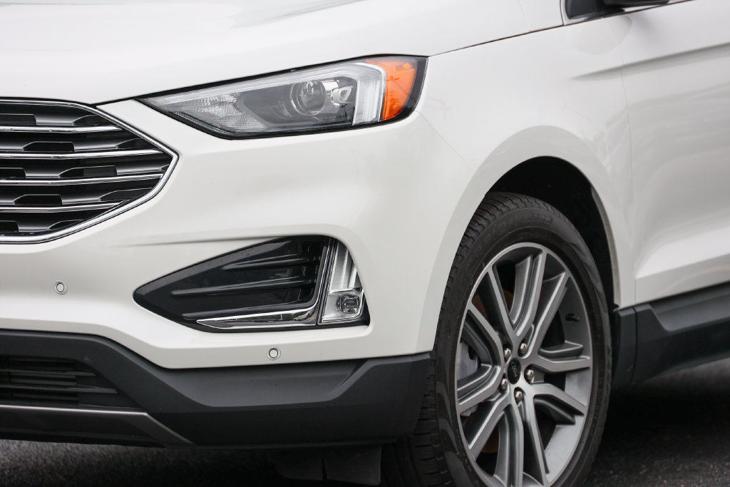 Certified 2023 Ford Edge Titanium w/ Class II Trailer Tow Package AWD/4WD image 18