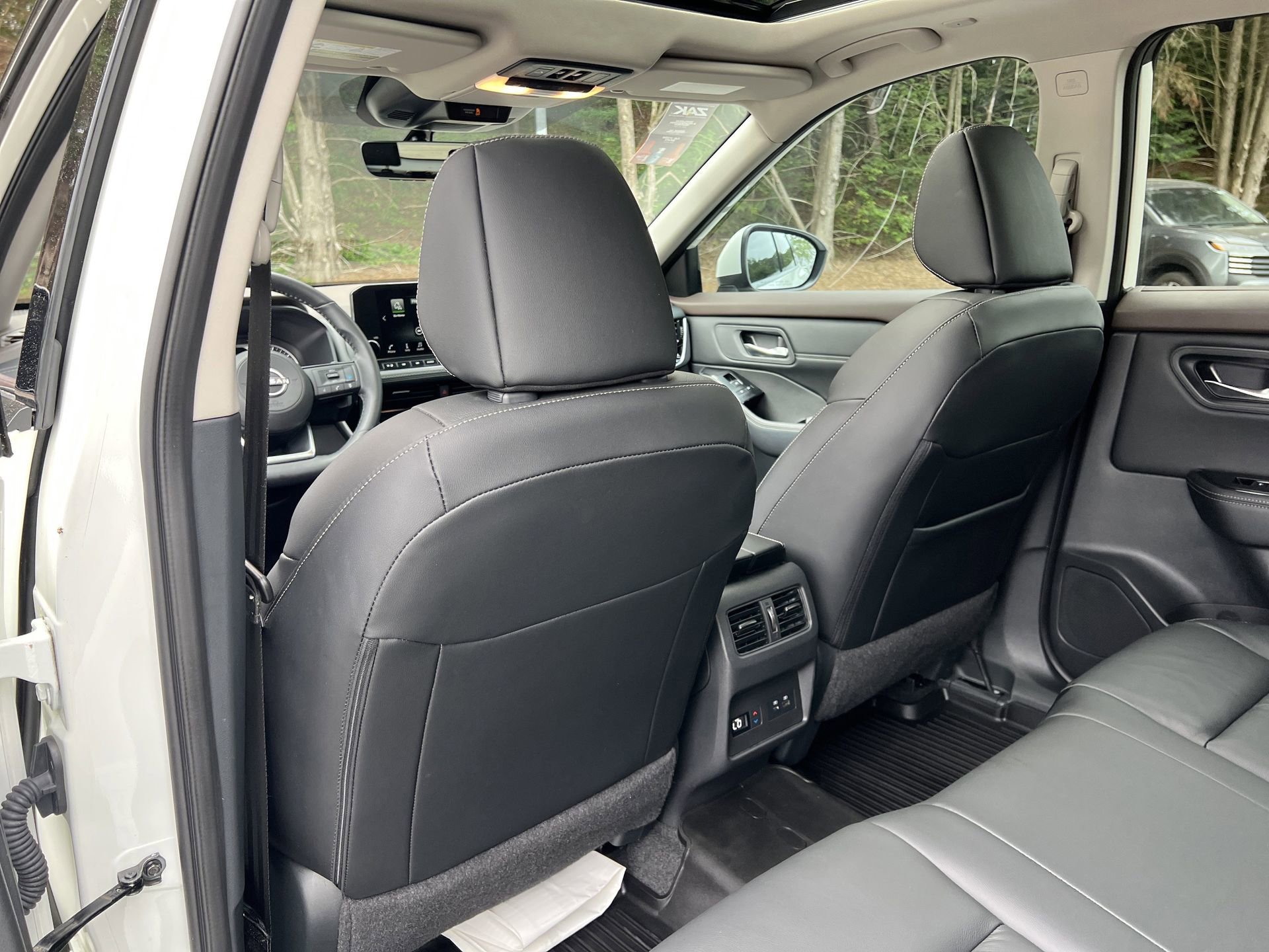 Certified 2023 Nissan Rogue SL w/ SL Premium Package FWD image 18