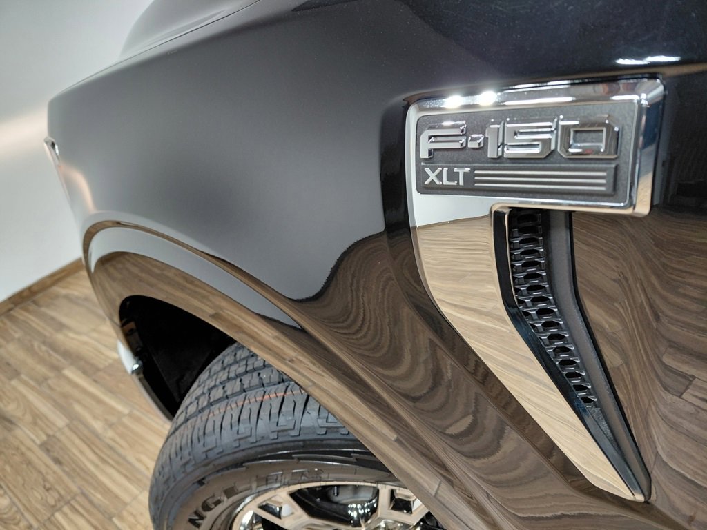 Used 2023 Ford F150 XLT w/ XTR Package image 11