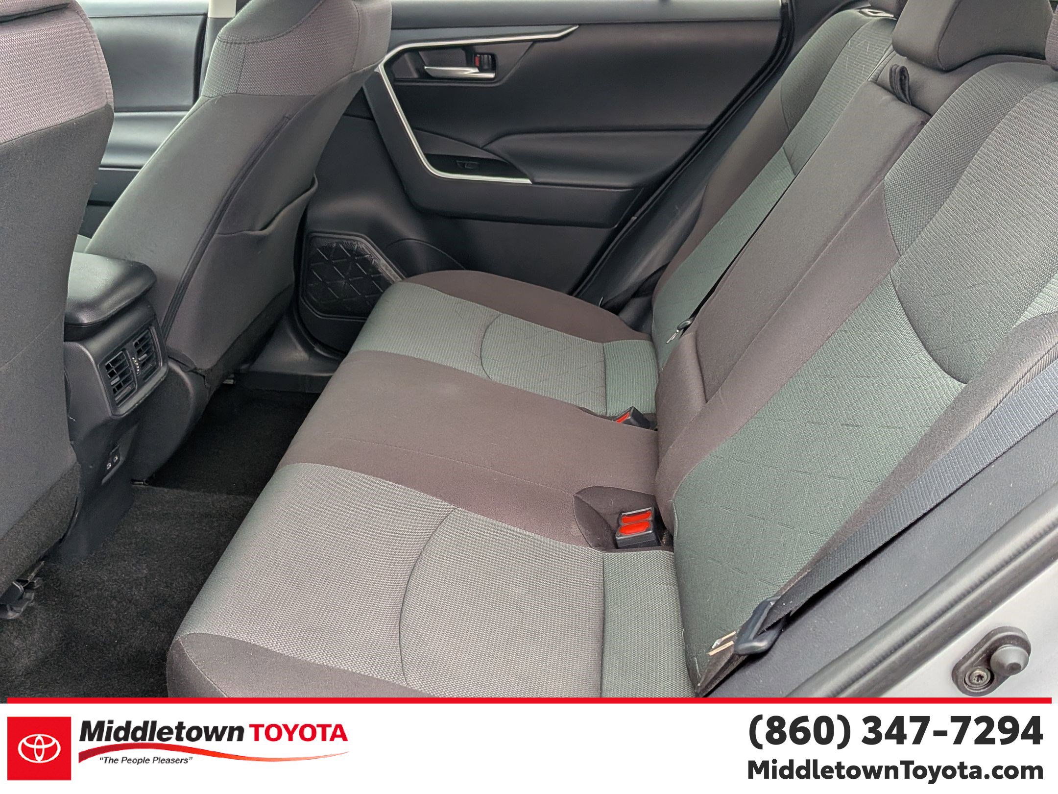 Certified 2025 Toyota RAV4 XLE AWD/4WD image 33