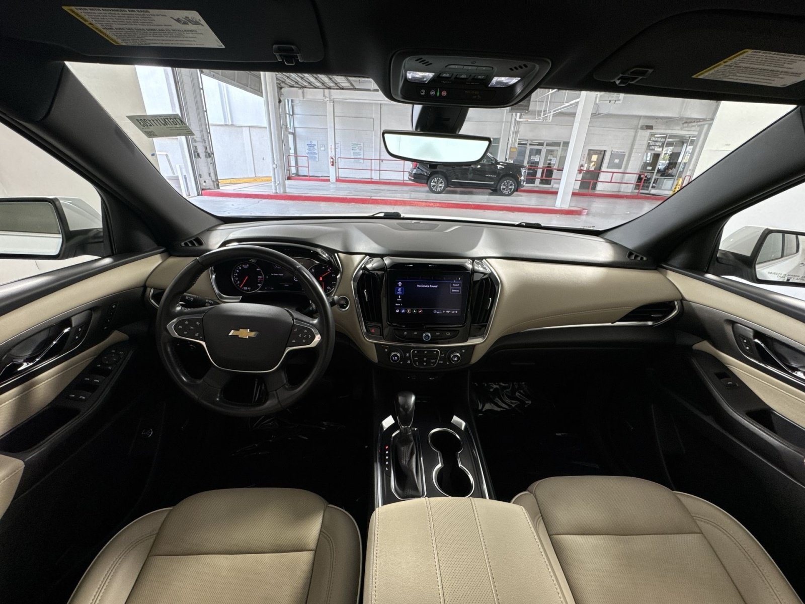 Used 2022 Chevrolet Traverse Premier AWD/4WD image 23