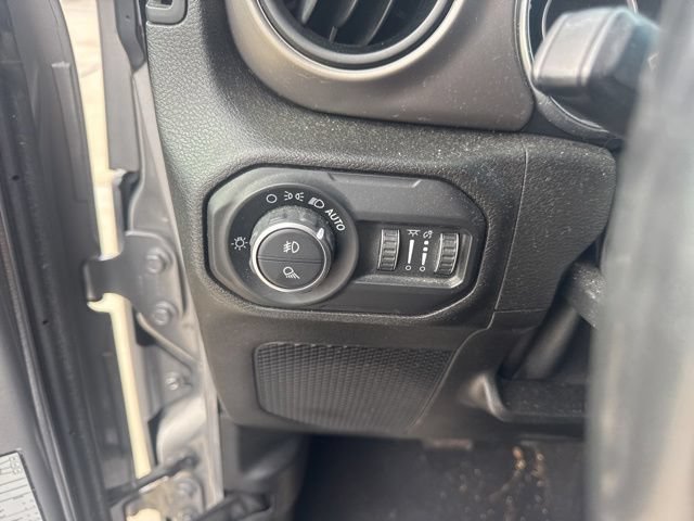 Used 2020 Jeep Gladiator Sport w/ Quick Order Package 24S AWD/4WD image 30