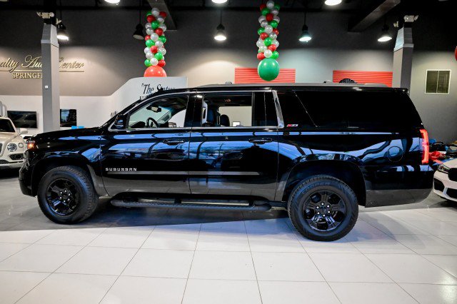 Used 2020 Chevrolet Suburban LT image 8