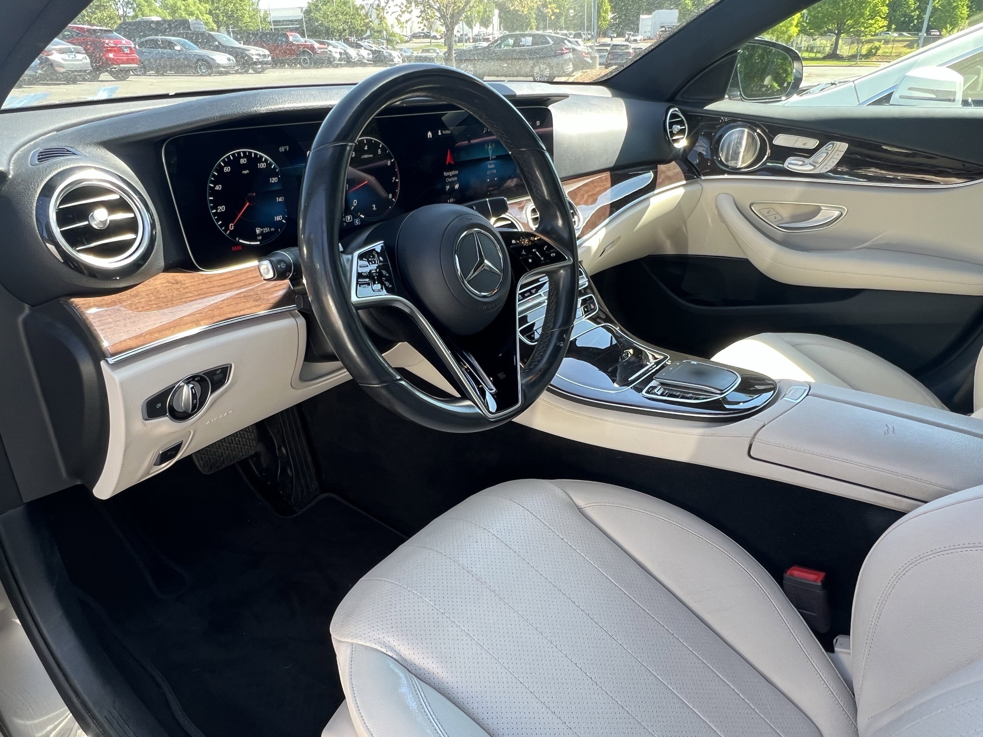 Used 2021 Mercedes-Benz E 350 Sedan image 17
