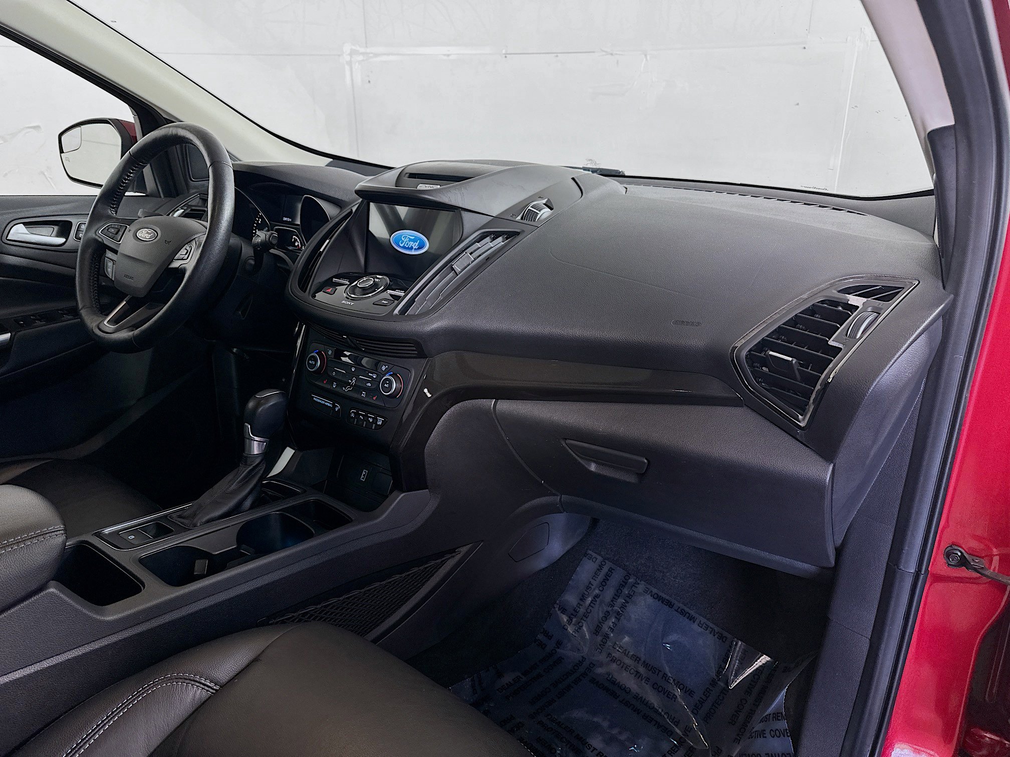 Used 2018 Ford Escape Titanium image 28