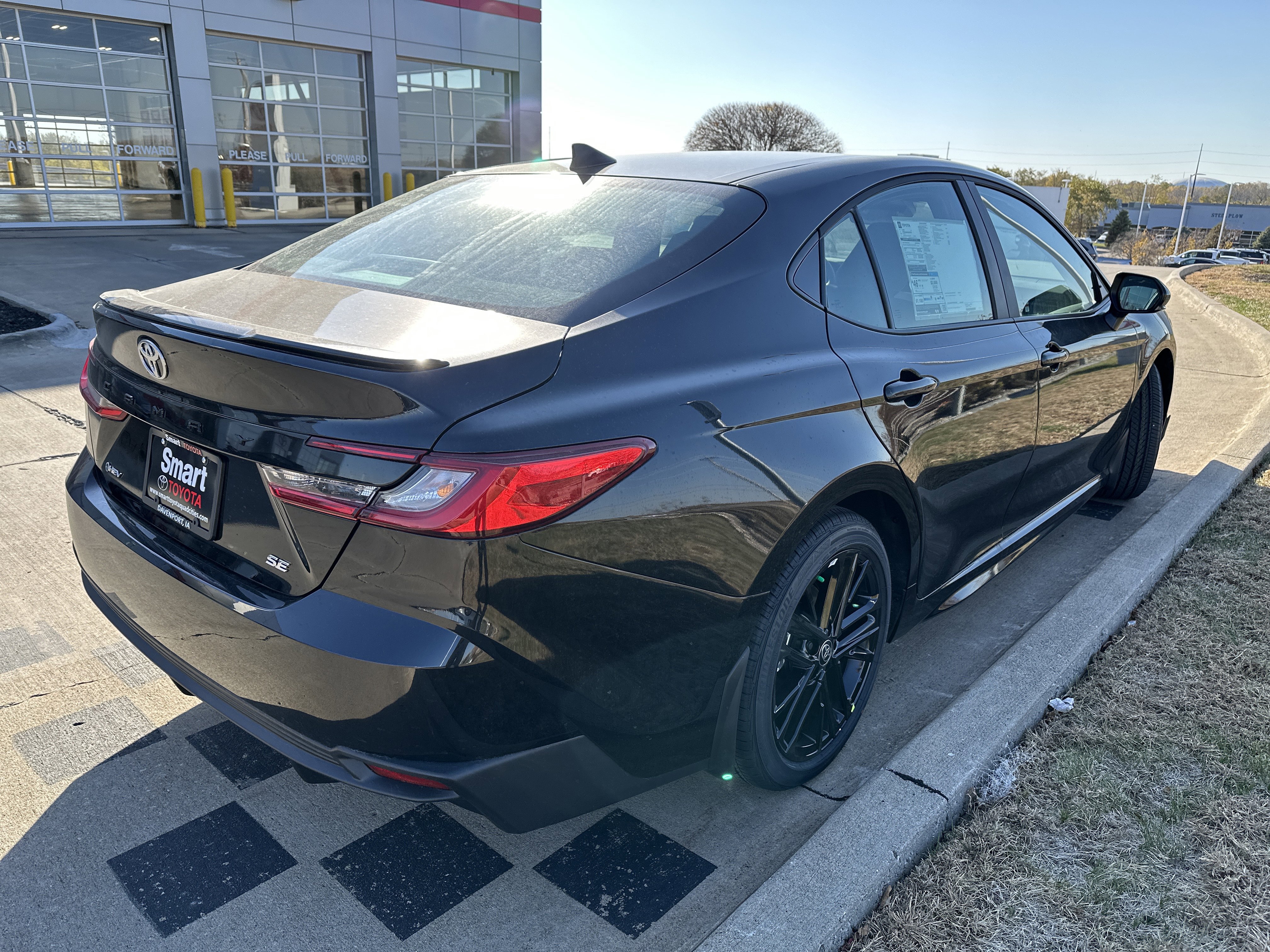 New 2026 Toyota Camry SE w/ Multimedia Upgrade Package FWD image 7