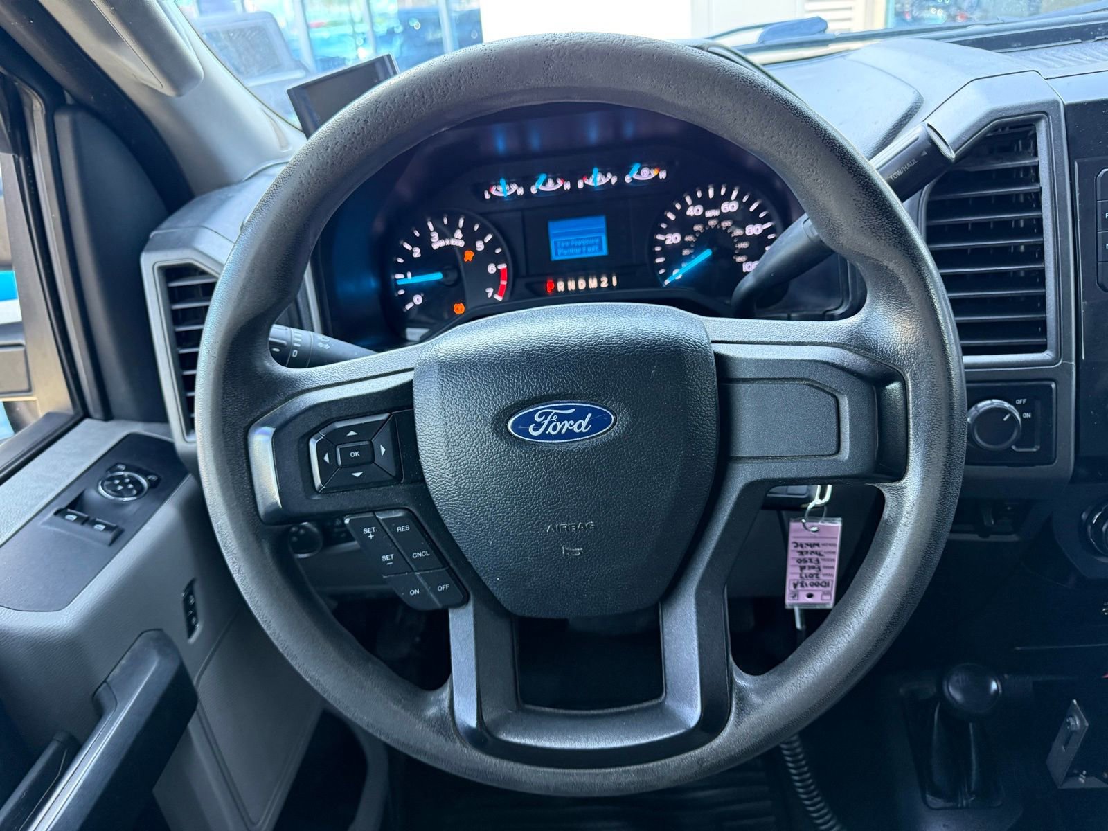 Used 2017 Ford F250 XL w/ Power Equipment Group image 21