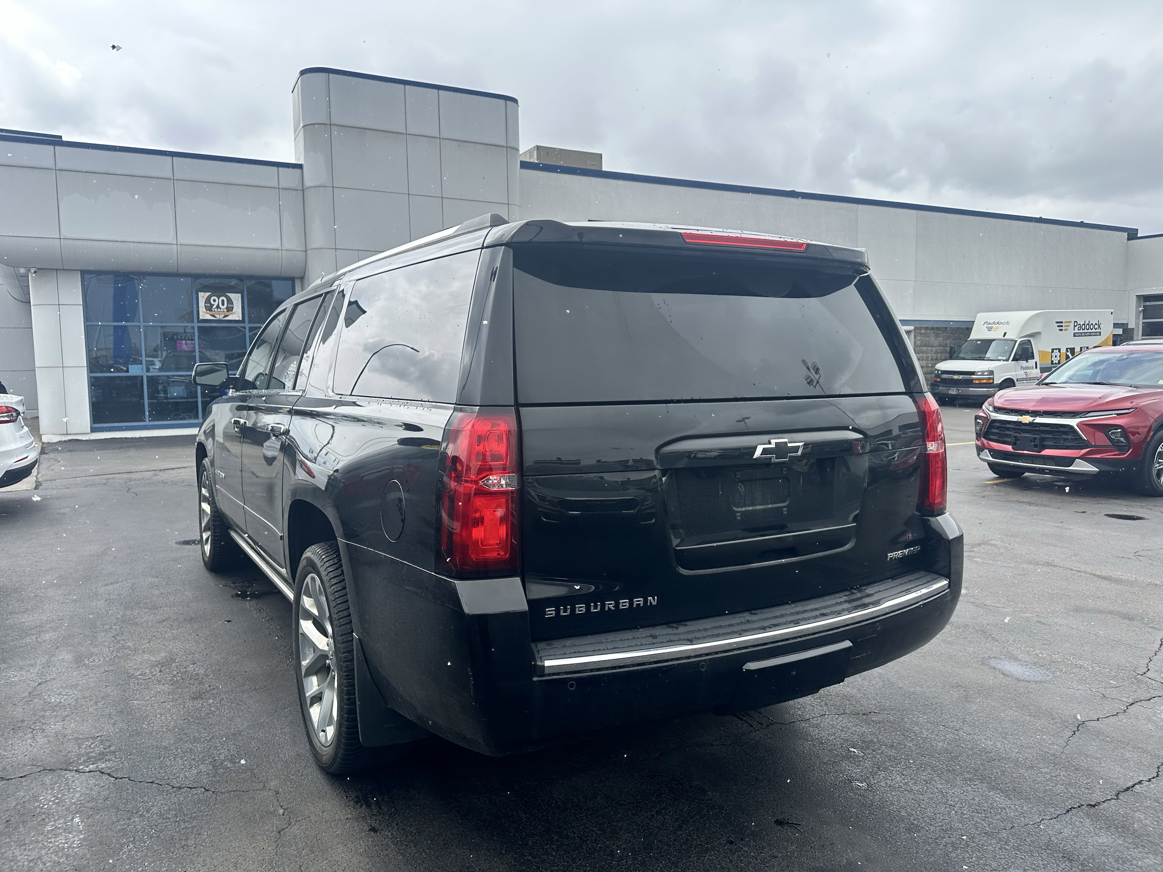 Used 2020 Chevrolet Suburban Premier w/ Premier Plus Edition AWD/4WD image 5