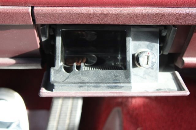 Used 1990 Chevrolet Silverado 1500 2WD Regular Cab image 21