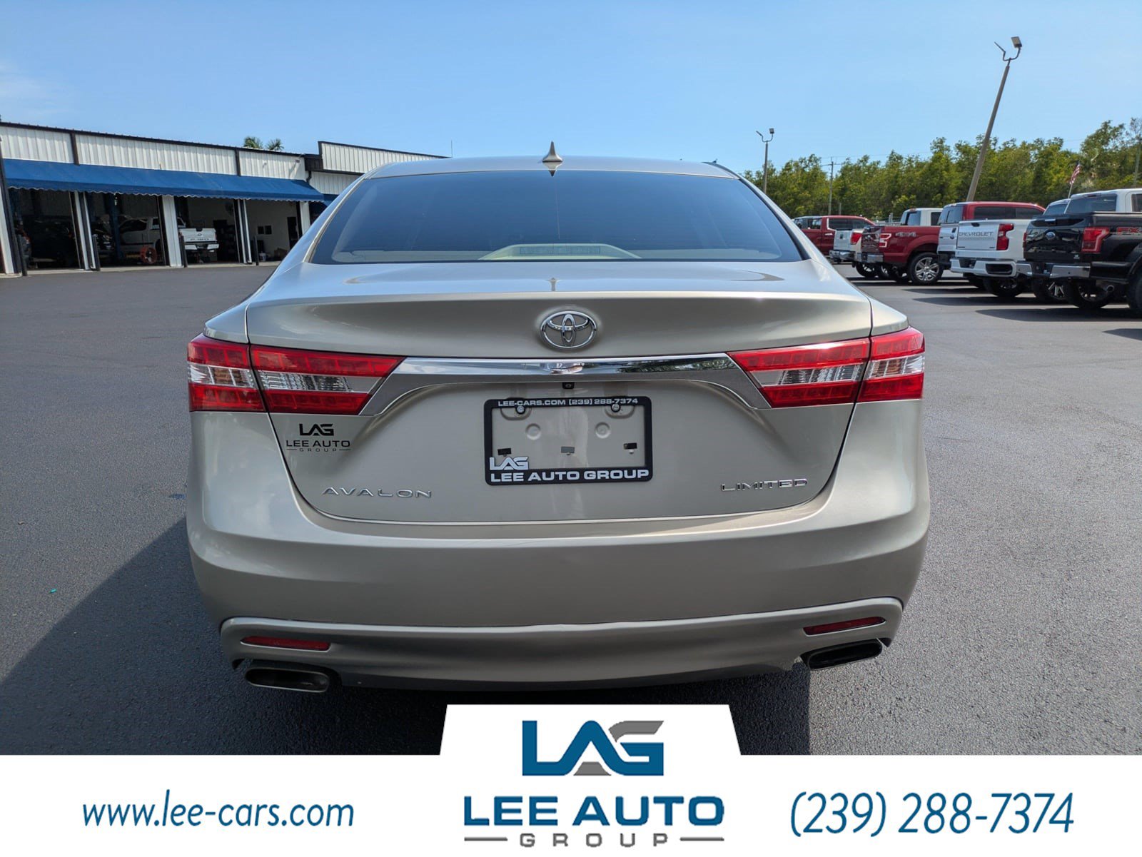 Used 2014 Toyota Avalon Limited FWD image 4