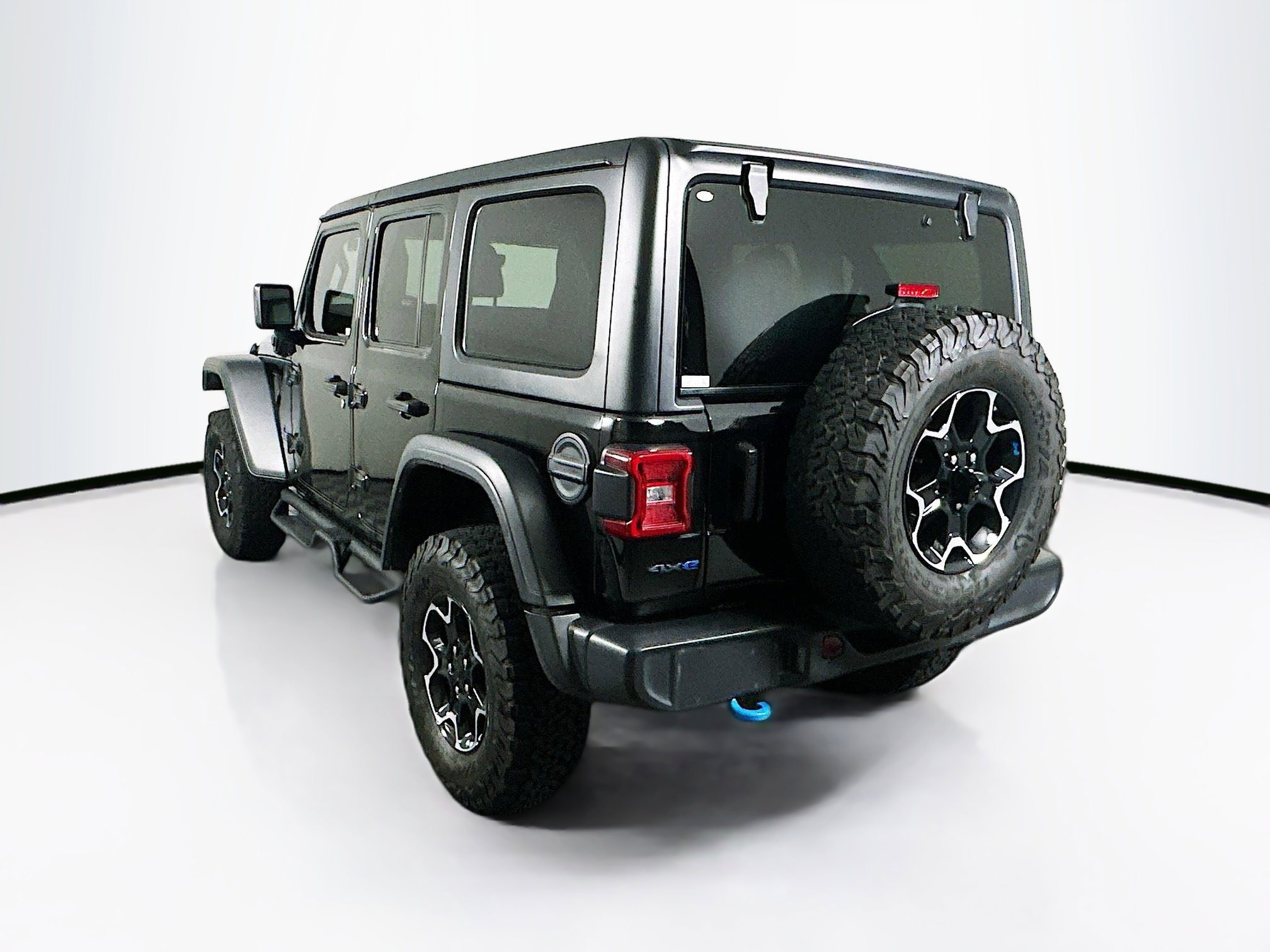 Used 2023 Jeep Wrangler Unlimited Rubicon 4xe image 5