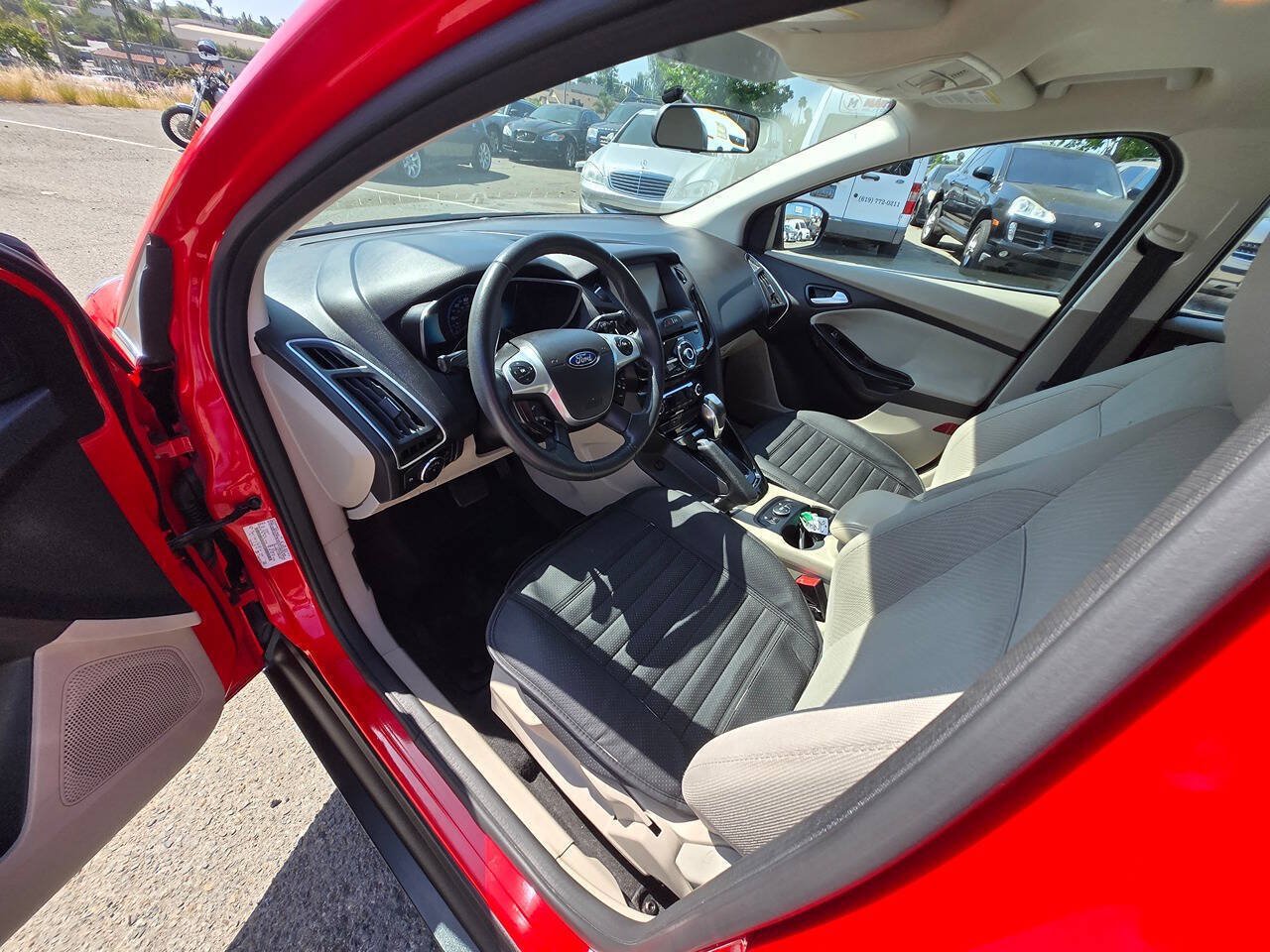 Used 2014 Ford Focus Electric Hatchback FWD image 21