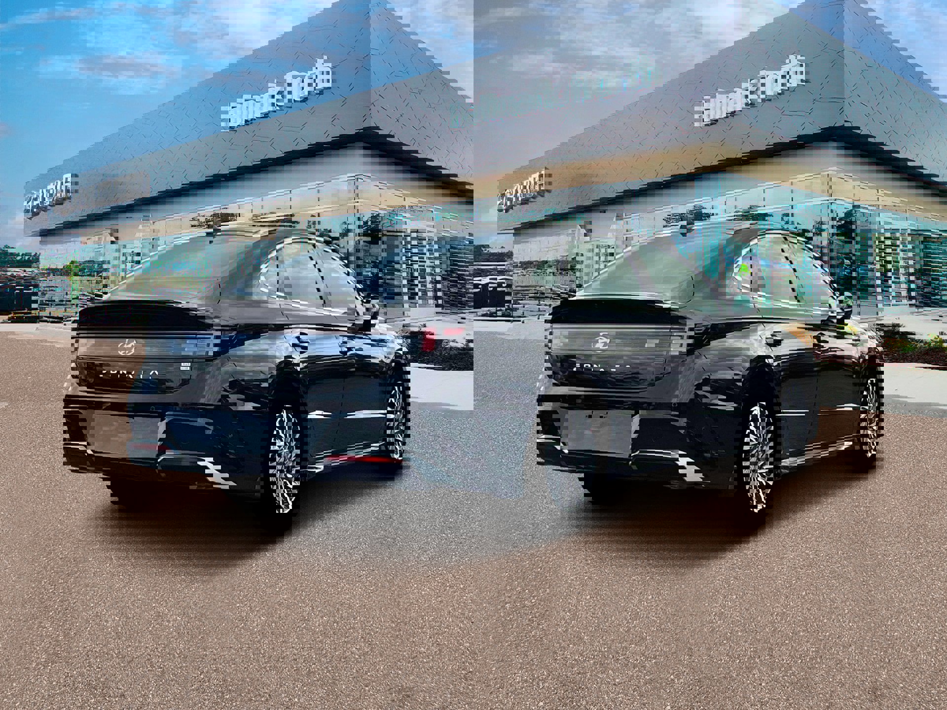 New 2025 Hyundai Sonata Limited image 7