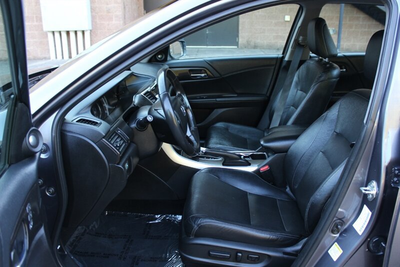 Used 2015 Honda Accord EX-L image 10
