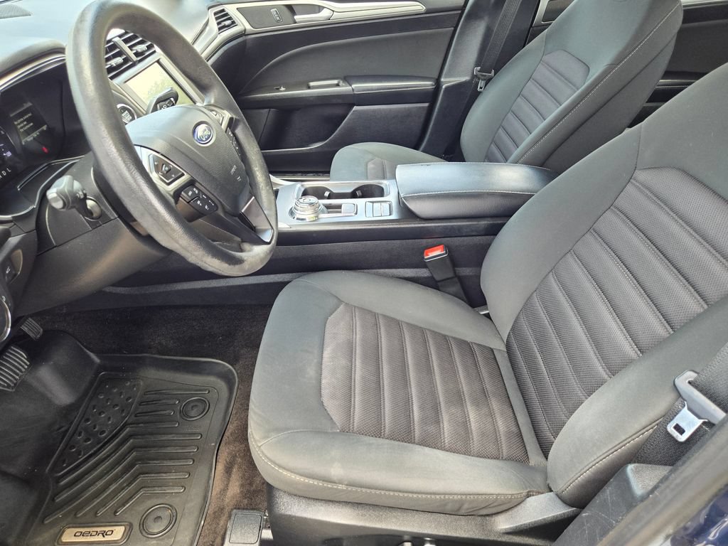 Used 2019 Ford Fusion SE FWD image 8