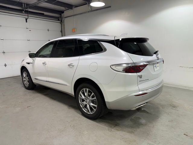 Certified 2023 Buick Enclave Essence w/ Experience Buick Package image 5