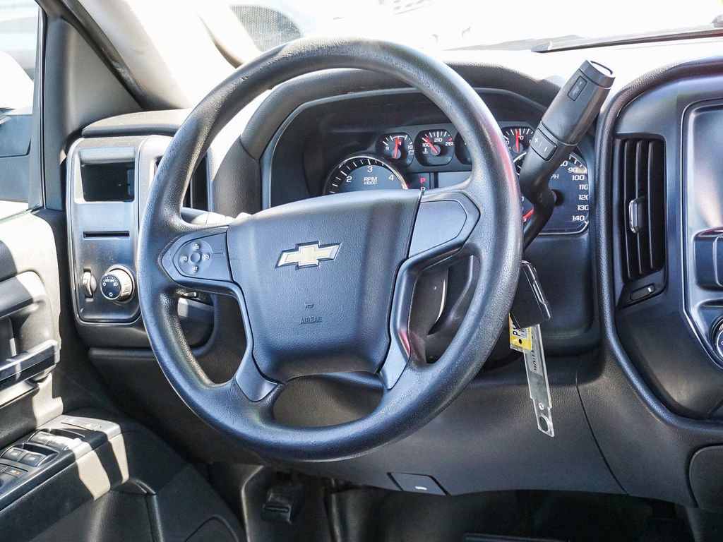 Used 2018 Chevrolet Silverado 1500 W/T w/ Trailering Package image 16