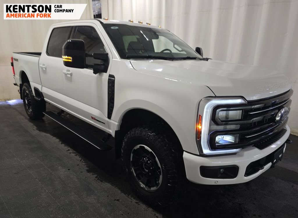 Used 2025 Ford F250 Platinum w/ Tremor Off-Road Package image 4