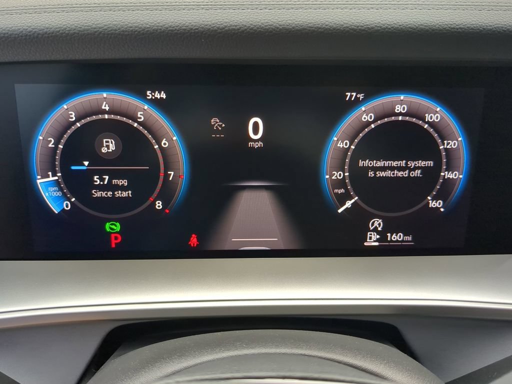 New 2025 Volkswagen Tiguan SE R-Line FWD image 32