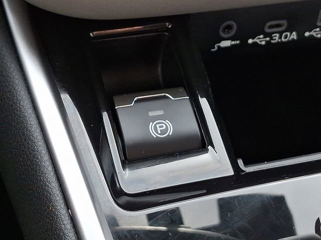 Used 2023 Subaru Legacy Premium image 24