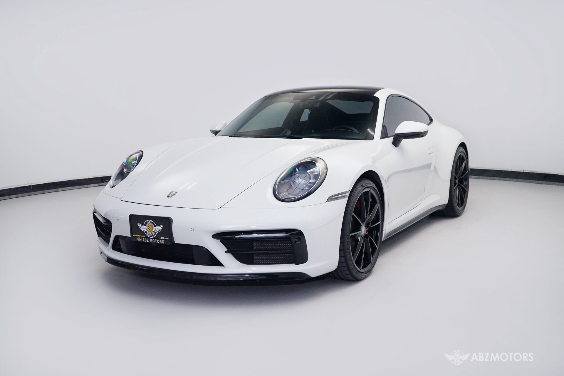 Used 2021 Porsche 911 Carrera RWD image 2