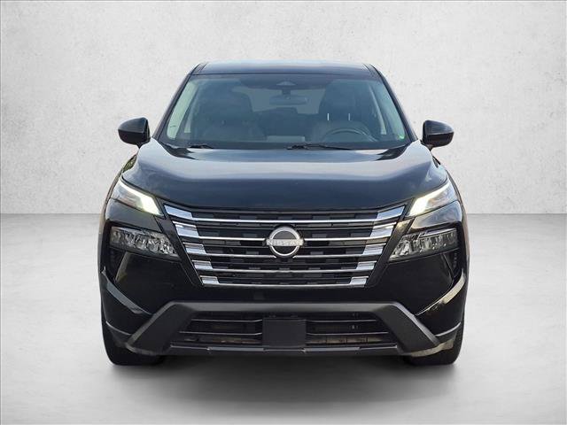 Used 2025 Nissan Rogue SV FWD image 2