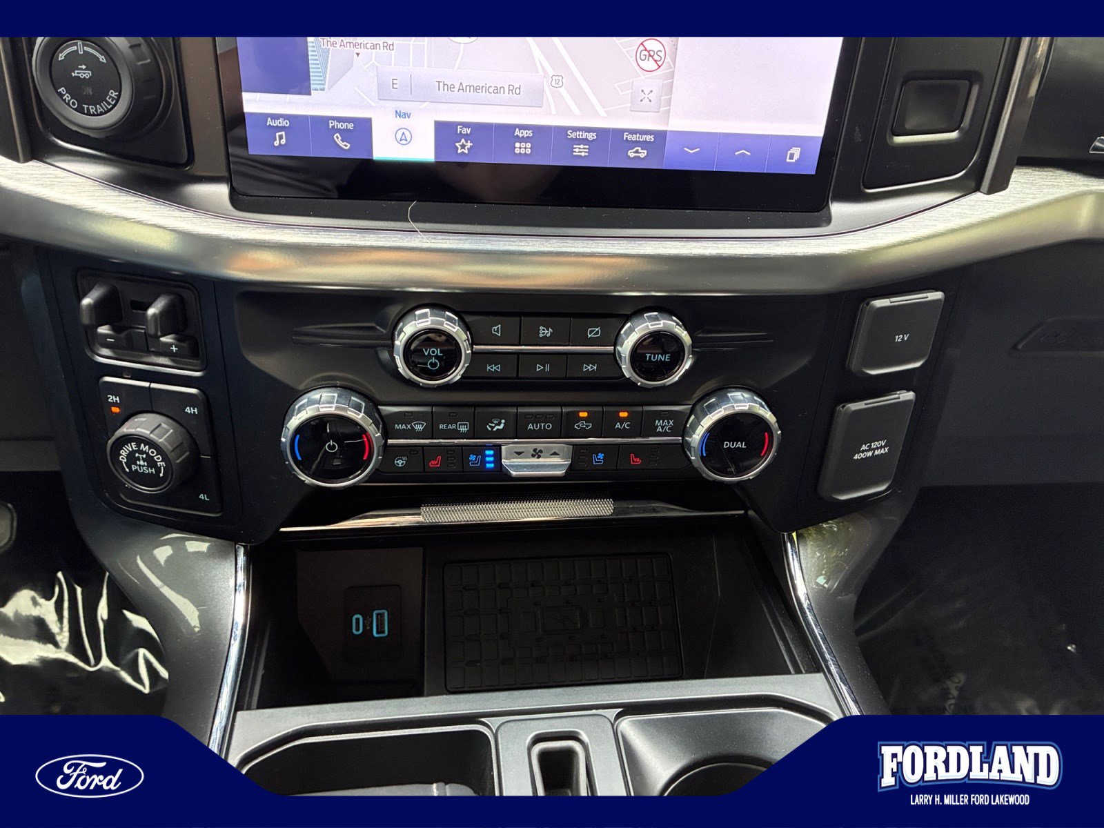 Used 2023 Ford F150 Lariat w/ Equipment Group 502A High AWD/4WD image 31