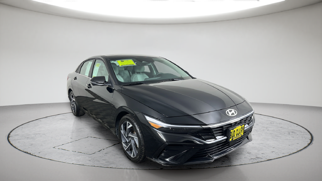 Used 2024 Hyundai Elantra Limited FWD image 10
