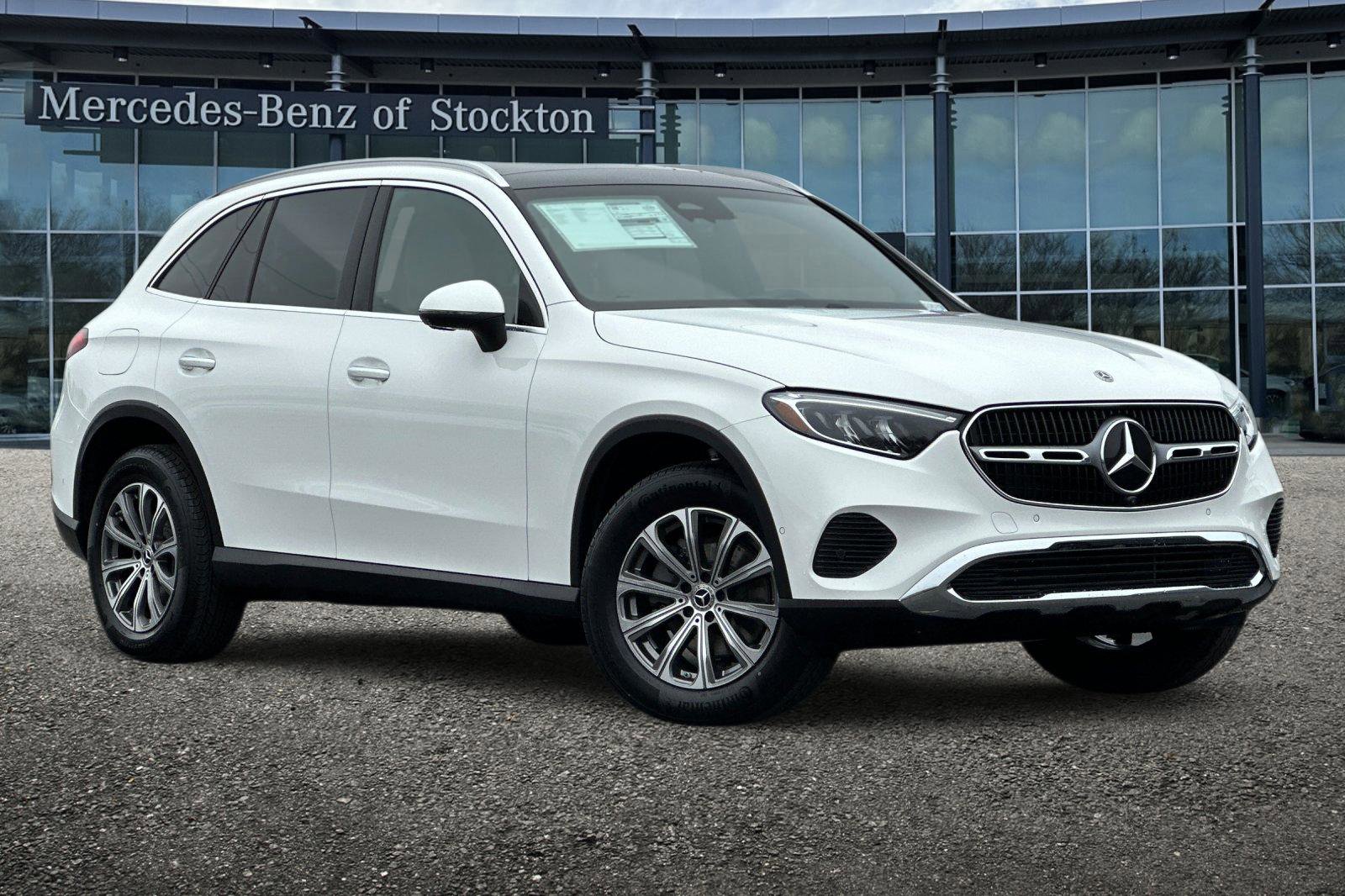 New 2026 Mercedes-Benz GLC 300 4MATIC image 2