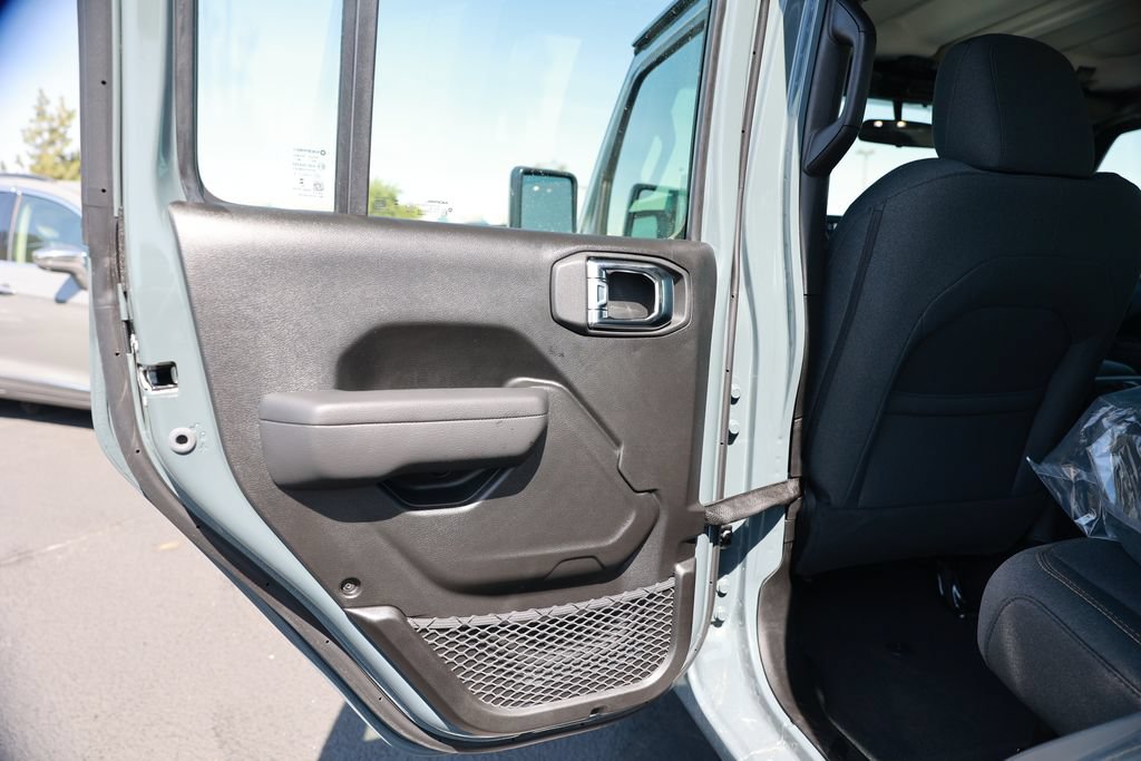 New 2026 Jeep Wrangler Unlimited Sport AWD/4WD image 32