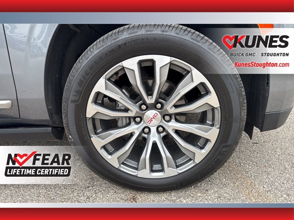 Used 2021 GMC Yukon Denali w/ Denali Premium Package image 15