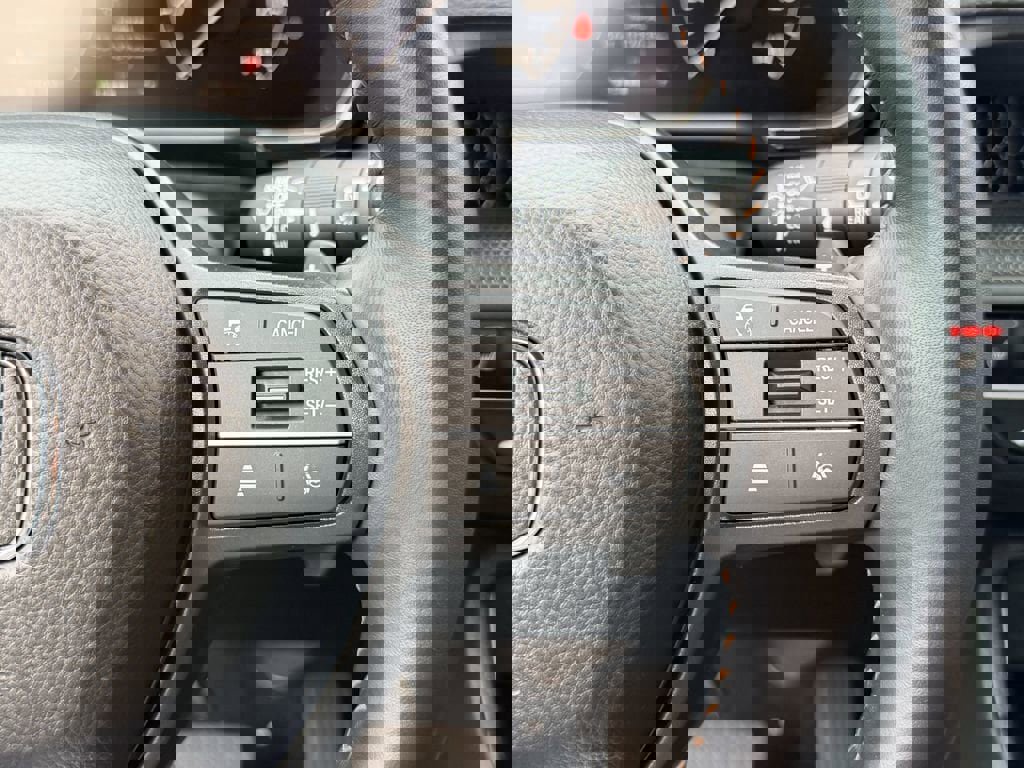 Used 2025 Honda CR-V Sport-L image 38