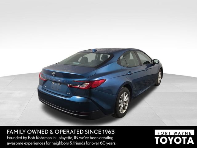 Used 2025 Toyota Camry LE image 7