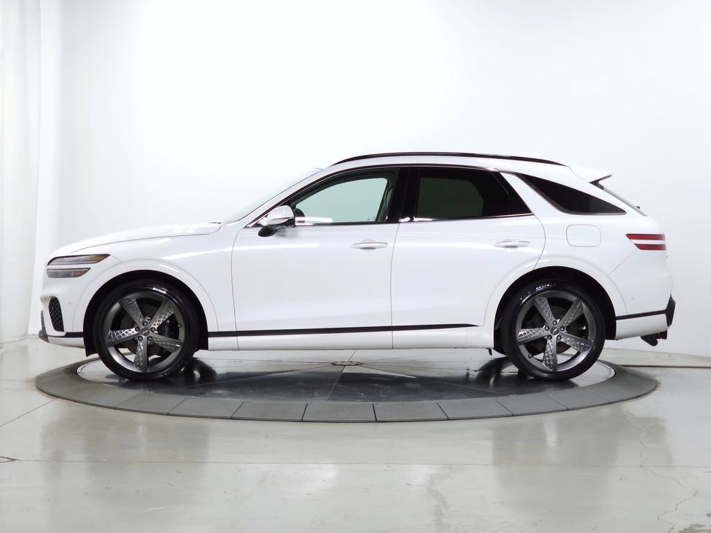 Used 2024 Genesis GV70 3.5T Sport w/ Sport Advanced Package AWD/4WD image 6