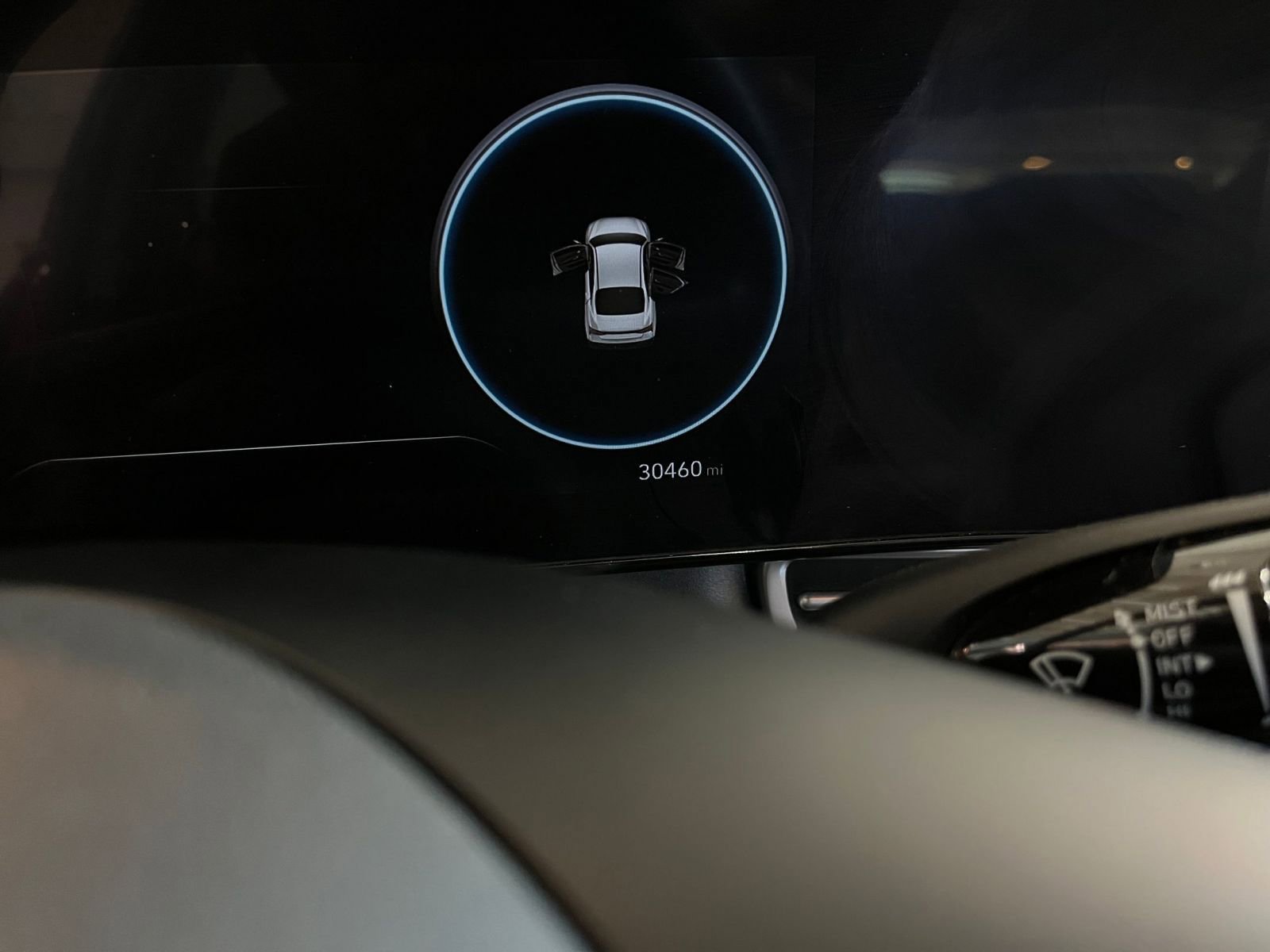 Used 2025 Hyundai Elantra SEL image 41