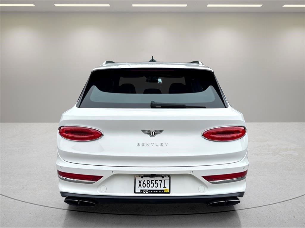Used 2023 Bentley Bentayga AWD/4WD image 4