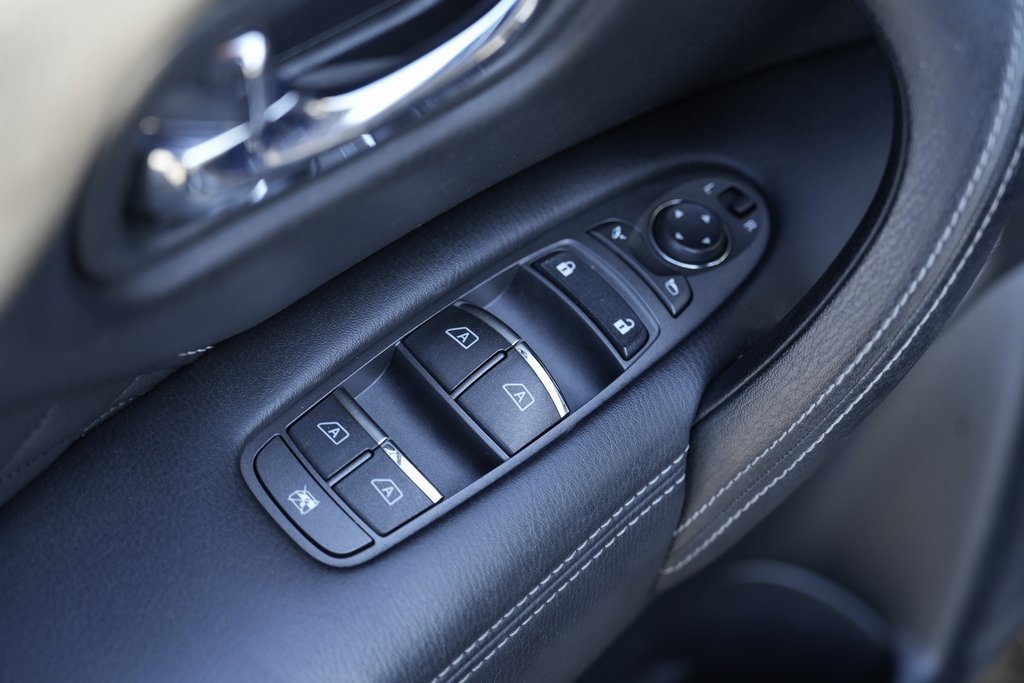 Used 2020 INFINITI QX80 Luxe w/ Proactive Package image 28