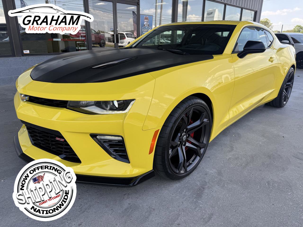 Used 2018 Chevrolet Camaro SS RWD image 1