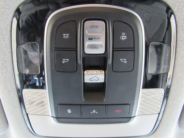 Used 2021 Hyundai Palisade Limited w/ Cargo Package image 65